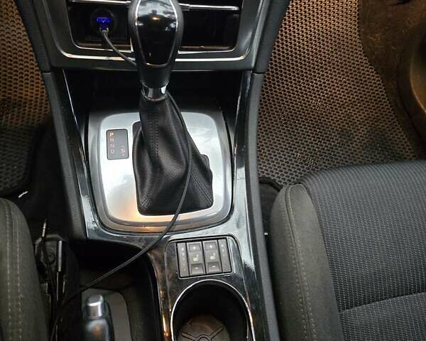 Серый Форд Мондео, объемом двигателя 2 л и пробегом 270 тыс. км за 7500 $, фото 22 на Automoto.ua