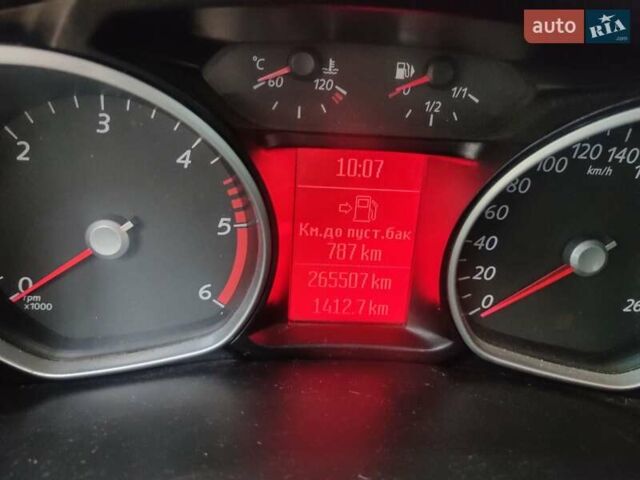 Форд Мондео 2008 в Хмельницком на Automoto.ua Серый Форд Мондео, объемом двигателя 1.75 л и пробегом 265 тыс. км за 5200 $, фото 14 на Automoto.ua