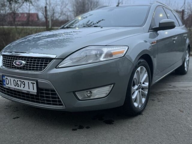 Сірий Форд Мондео, об'ємом двигуна 2 л та пробігом 270 тис. км за 6400 $, фото 1 на Automoto.ua