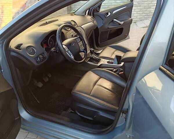 Форд Мондео 2008 в Хмельнике на Automoto.ua Серый Форд Мондео, объемом двигателя 1.75 л и пробегом 221 тыс. км за 5500 $, фото 11 на Automoto.ua