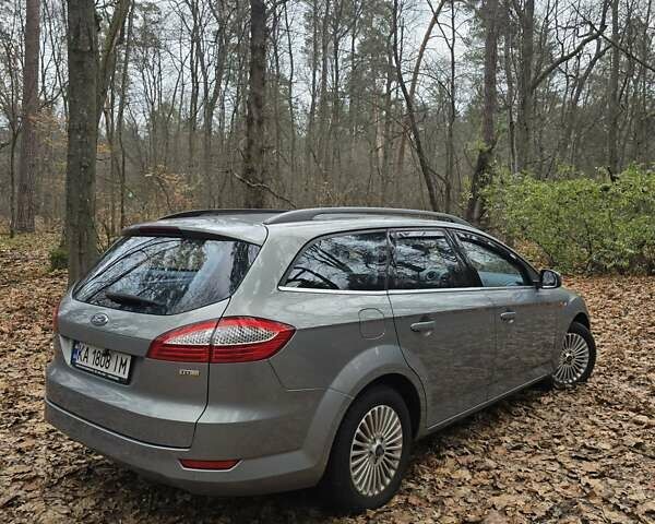 Серый Форд Мондео, объемом двигателя 2 л и пробегом 270 тыс. км за 7500 $, фото 3 на Automoto.ua