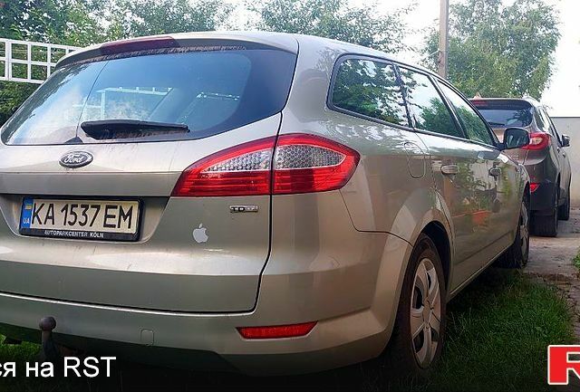Сірий Форд Мондео, об'ємом двигуна 2 л та пробігом 231 тис. км за 6500 $, фото 2 на Automoto.ua