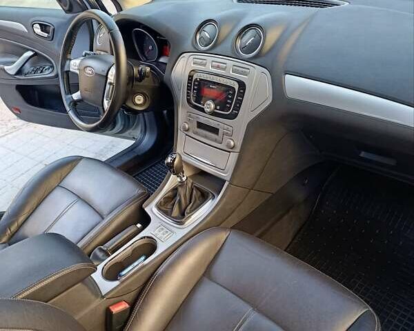Форд Мондео 2008 в Хмельнике на Automoto.ua Серый Форд Мондео, объемом двигателя 1.75 л и пробегом 221 тыс. км за 5500 $, фото 14 на Automoto.ua