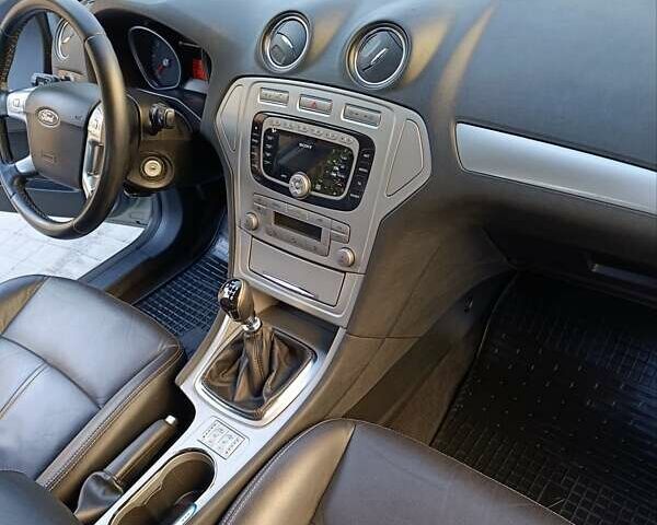 Форд Мондео 2008 в Хмельнике на Automoto.ua Серый Форд Мондео, объемом двигателя 1.75 л и пробегом 221 тыс. км за 5500 $, фото 37 на Automoto.ua