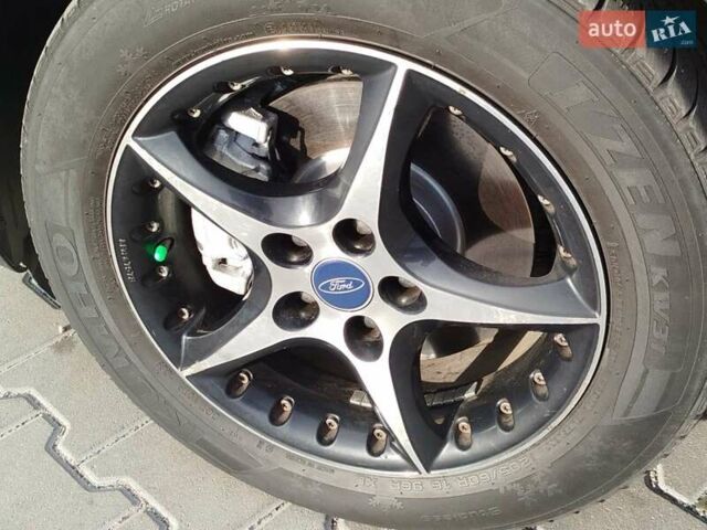 Сірий Форд Мондео, об'ємом двигуна 2 л та пробігом 237 тис. км за 5650 $, фото 12 на Automoto.ua