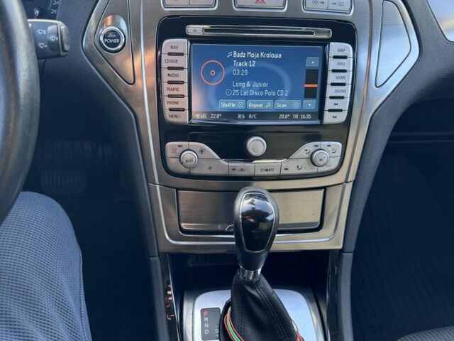 Сірий Форд Мондео, об'ємом двигуна 2 л та пробігом 310 тис. км за 3000 $, фото 11 на Automoto.ua