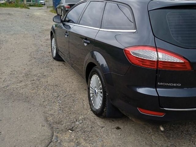 Серый Форд Мондео, объемом двигателя 2 л и пробегом 261 тыс. км за 7999 $, фото 5 на Automoto.ua