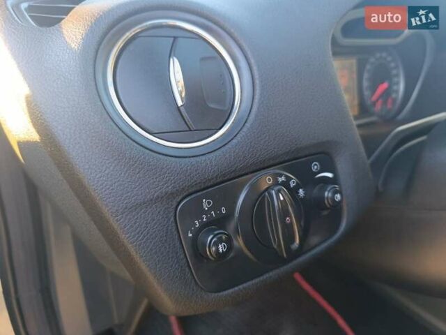 Серый Форд Мондео, объемом двигателя 2 л и пробегом 303 тыс. км за 7499 $, фото 27 на Automoto.ua