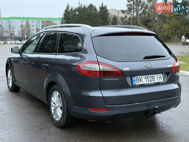 Серый Форд Мондео, объемом двигателя 2 л и пробегом 280 тыс. км за 5450 $, фото 19 на Automoto.ua