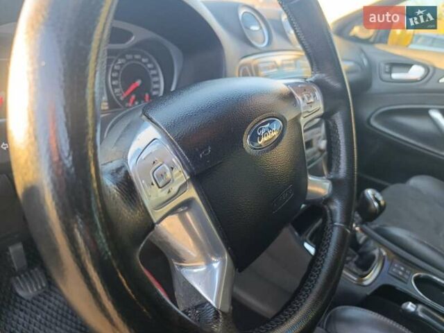 Серый Форд Мондео, объемом двигателя 2 л и пробегом 303 тыс. км за 7499 $, фото 21 на Automoto.ua