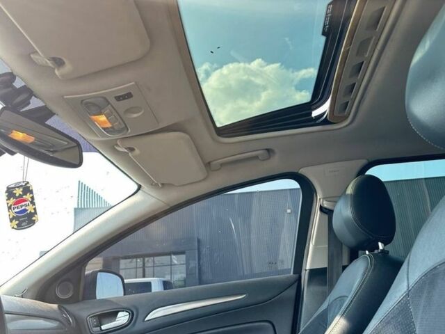 Серый Форд Мондео, объемом двигателя 2.2 л и пробегом 305 тыс. км за 5000 $, фото 5 на Automoto.ua