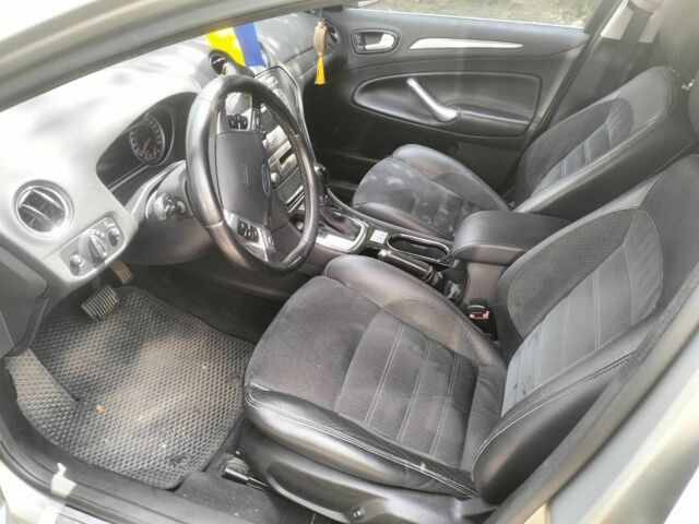 Серый Форд Мондео, объемом двигателя 2 л и пробегом 2 тыс. км за 5500 $, фото 5 на Automoto.ua