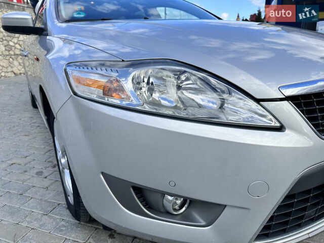 Серый Форд Мондео, объемом двигателя 1.6 л и пробегом 210 тыс. км за 6500 $, фото 18 на Automoto.ua