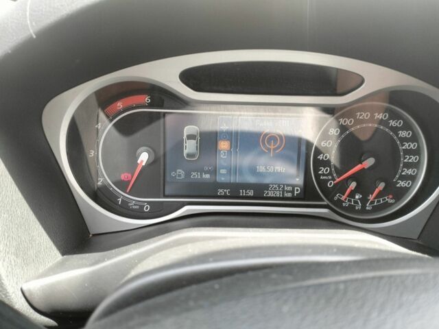 Серый Форд Мондео, объемом двигателя 2 л и пробегом 2 тыс. км за 5500 $, фото 7 на Automoto.ua