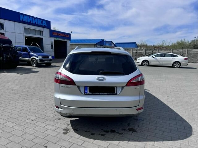Сірий Форд Мондео, об'ємом двигуна 2 л та пробігом 310 тис. км за 3000 $, фото 5 на Automoto.ua