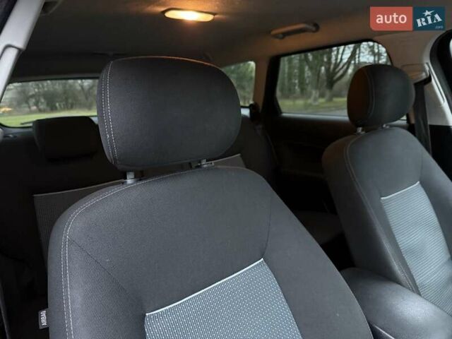 Серый Форд Мондео, объемом двигателя 2 л и пробегом 280 тыс. км за 5450 $, фото 27 на Automoto.ua