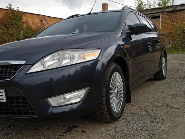 Серый Форд Мондео, объемом двигателя 2 л и пробегом 261 тыс. км за 7999 $, фото 1 на Automoto.ua