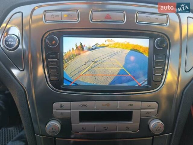 Серый Форд Мондео, объемом двигателя 2 л и пробегом 303 тыс. км за 7499 $, фото 22 на Automoto.ua