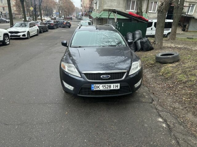 Серый Форд Мондео, объемом двигателя 2 л и пробегом 316 тыс. км за 5000 $, фото 3 на Automoto.ua