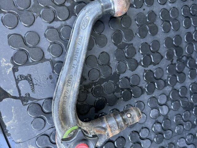 Сірий Форд Мондео, об'ємом двигуна 2 л та пробігом 310 тис. км за 3000 $, фото 13 на Automoto.ua