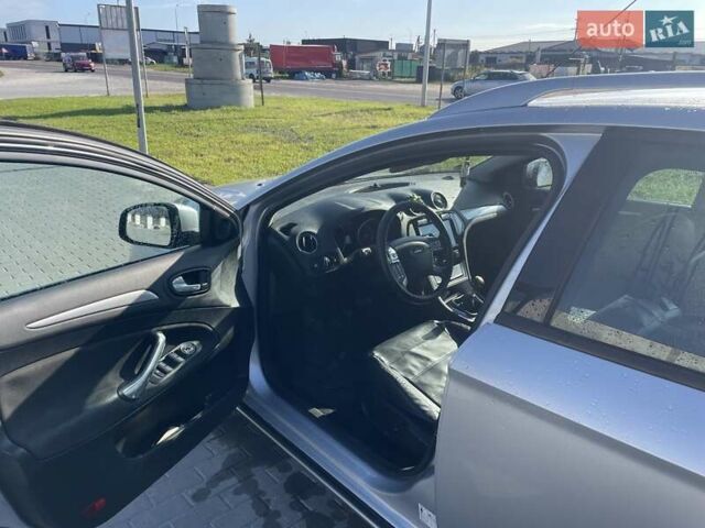 Серый Форд Мондео, объемом двигателя 2 л и пробегом 340 тыс. км за 7900 $, фото 4 на Automoto.ua