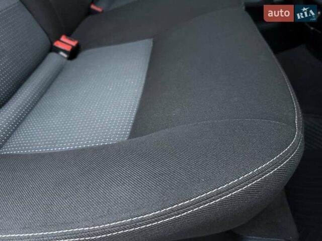 Серый Форд Мондео, объемом двигателя 2 л и пробегом 280 тыс. км за 5450 $, фото 34 на Automoto.ua