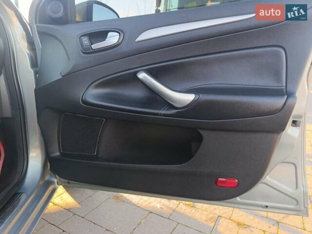 Серый Форд Мондео, объемом двигателя 2 л и пробегом 303 тыс. км за 7499 $, фото 35 на Automoto.ua