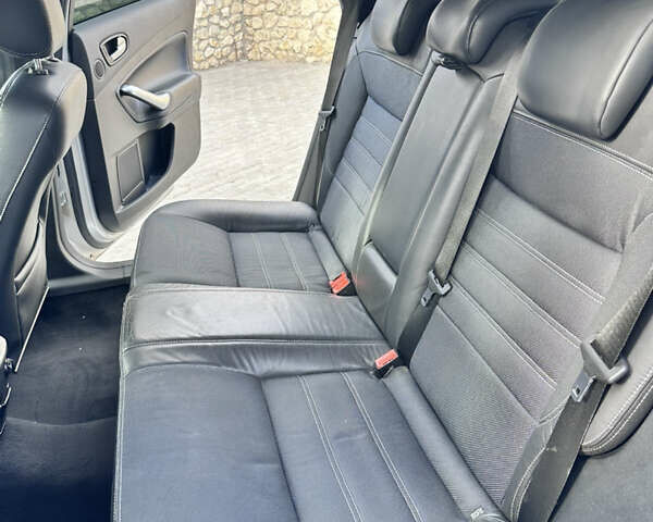 Серый Форд Мондео, объемом двигателя 1.6 л и пробегом 210 тыс. км за 6500 $, фото 13 на Automoto.ua