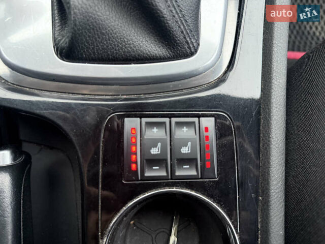 Сірий Форд Мондео, об'ємом двигуна 2.5 л та пробігом 245 тис. км за 6500 $, фото 11 на Automoto.ua