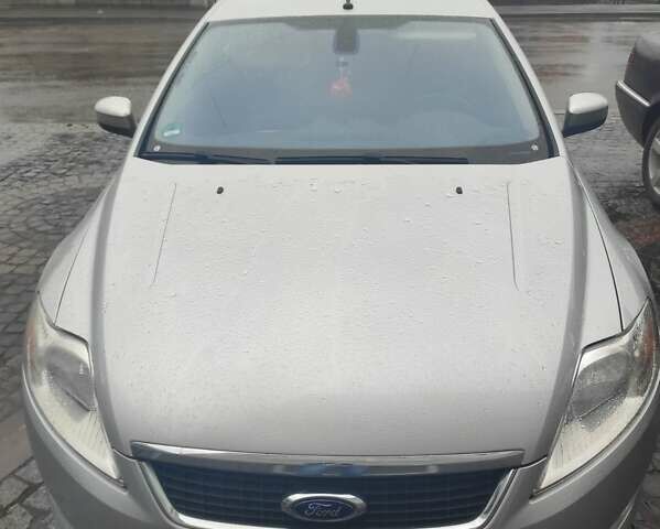 Серый Форд Мондео, объемом двигателя 1.8 л и пробегом 294 тыс. км за 7800 $, фото 7 на Automoto.ua