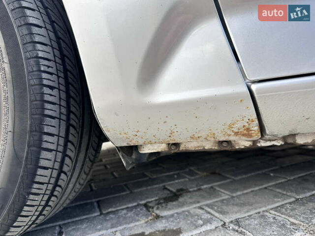 Серый Форд Мондео, объемом двигателя 1.6 л и пробегом 210 тыс. км за 6500 $, фото 24 на Automoto.ua