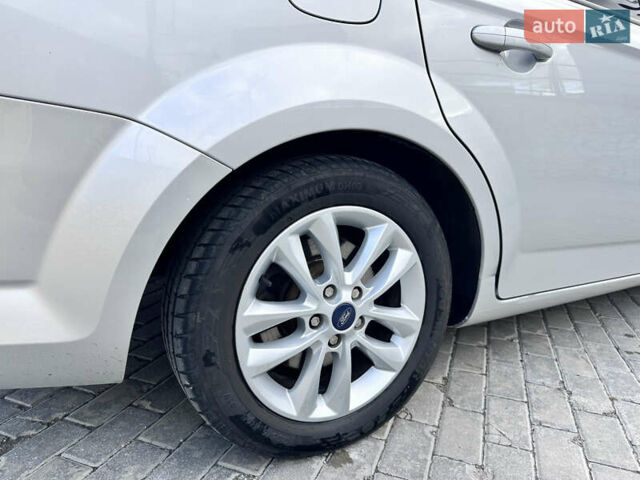 Серый Форд Мондео, объемом двигателя 1.6 л и пробегом 210 тыс. км за 6500 $, фото 25 на Automoto.ua