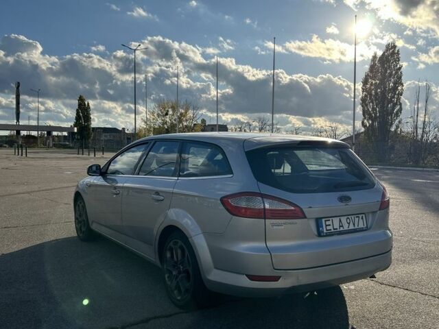 Серый Форд Мондео, объемом двигателя 2.2 л и пробегом 360 тыс. км за 3300 $, фото 2 на Automoto.ua
