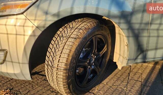 Серый Форд Мондео, объемом двигателя 2 л и пробегом 303 тыс. км за 7499 $, фото 13 на Automoto.ua