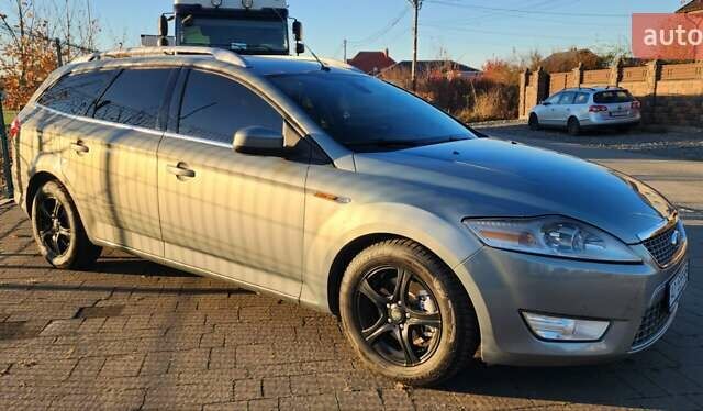 Серый Форд Мондео, объемом двигателя 2 л и пробегом 303 тыс. км за 7499 $, фото 4 на Automoto.ua