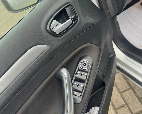 Серый Форд Мондео, объемом двигателя 2 л и пробегом 330 тыс. км за 5800 $, фото 18 на Automoto.ua