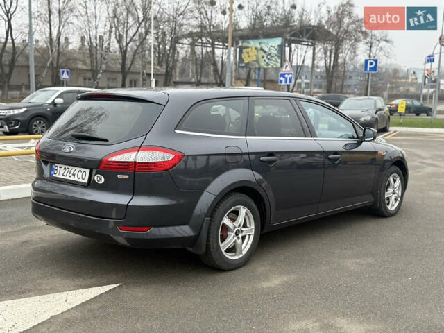 Сірий Форд Мондео, об'ємом двигуна 2.5 л та пробігом 245 тис. км за 6500 $, фото 4 на Automoto.ua