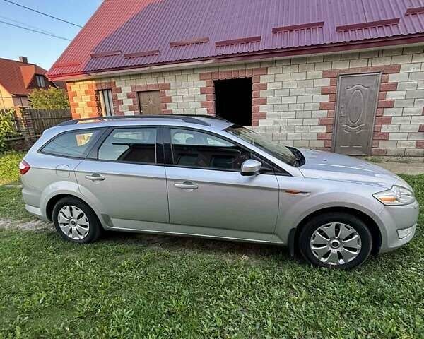 Серый Форд Мондео, объемом двигателя 2 л и пробегом 235 тыс. км за 6500 $, фото 6 на Automoto.ua