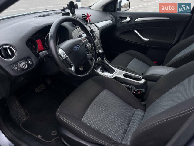 Серый Форд Мондео, объемом двигателя 2 л и пробегом 250 тыс. км за 7000 $, фото 30 на Automoto.ua