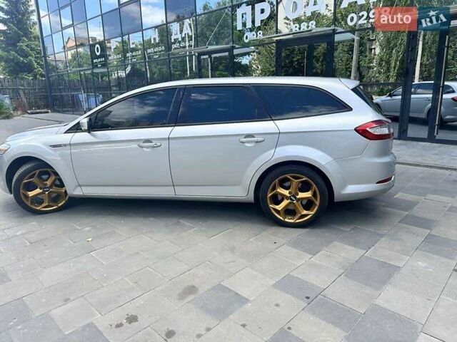 Серый Форд Мондео, объемом двигателя 2 л и пробегом 269 тыс. км за 8600 $, фото 9 на Automoto.ua