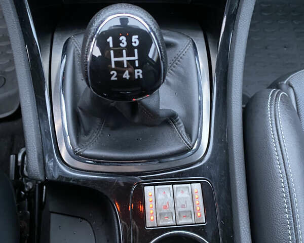 Серый Форд Мондео, объемом двигателя 2 л и пробегом 272 тыс. км за 6900 $, фото 25 на Automoto.ua