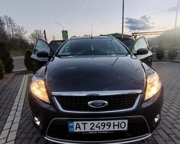 Сірий Форд Мондео, об'ємом двигуна 2.2 л та пробігом 245 тис. км за 7300 $, фото 1 на Automoto.ua