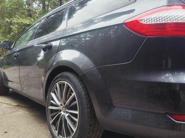 Серый Форд Мондео, объемом двигателя 2 л и пробегом 302 тыс. км за 6499 $, фото 5 на Automoto.ua