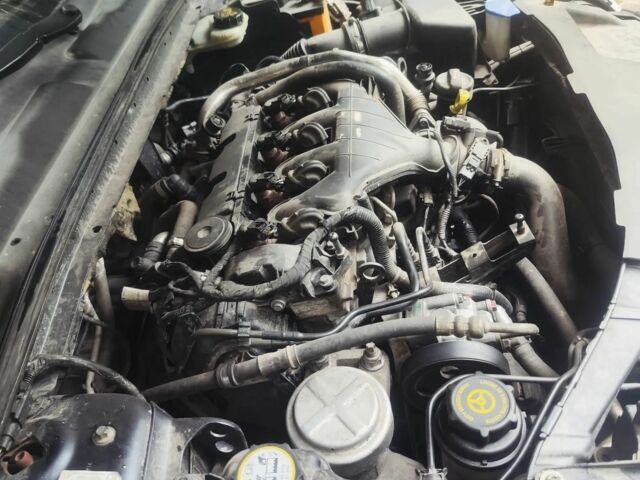 Серый Форд Мондео, объемом двигателя 2 л и пробегом 302 тыс. км за 6499 $, фото 4 на Automoto.ua