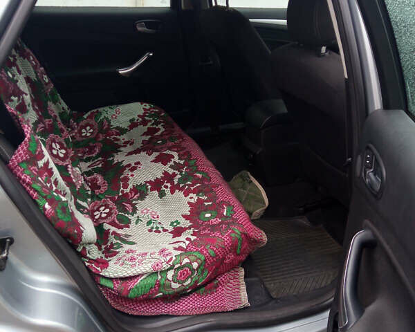 Серый Форд Мондео, объемом двигателя 2 л и пробегом 230 тыс. км за 5699 $, фото 3 на Automoto.ua