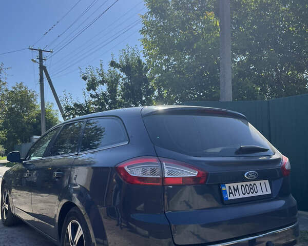 Серый Форд Мондео, объемом двигателя 2 л и пробегом 252 тыс. км за 7800 $, фото 3 на Automoto.ua