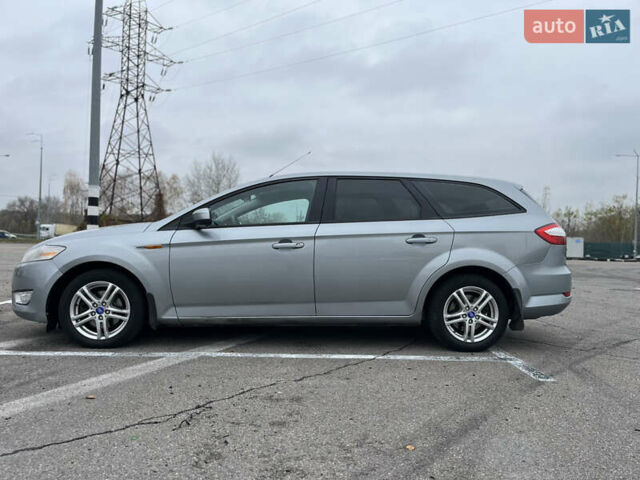 Серый Форд Мондео, объемом двигателя 2 л и пробегом 250 тыс. км за 7000 $, фото 3 на Automoto.ua