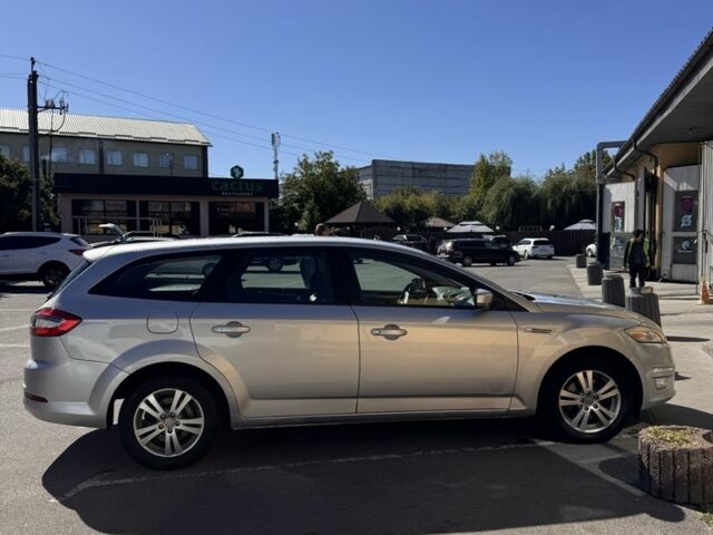 Серый Форд Мондео, объемом двигателя 2 л и пробегом 310 тыс. км за 7200 $, фото 8 на Automoto.ua