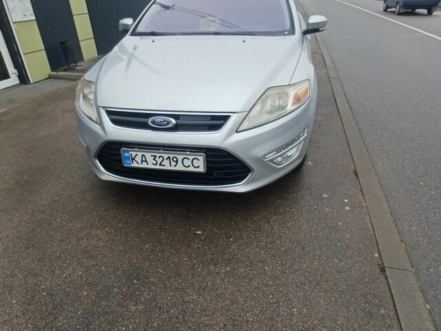 Сірий Форд Мондео, об'ємом двигуна 2 л та пробігом 216 тис. км за 6100 $, фото 5 на Automoto.ua