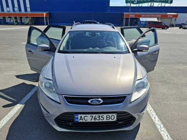 Серый Форд Мондео, объемом двигателя 2 л и пробегом 404 тыс. км за 7000 $, фото 2 на Automoto.ua
